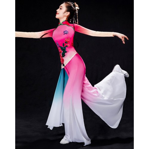 Women Pink gradient flowers Chinese folk fan dance costume yangko Umbrella dance costume Art test solo Performance clothes